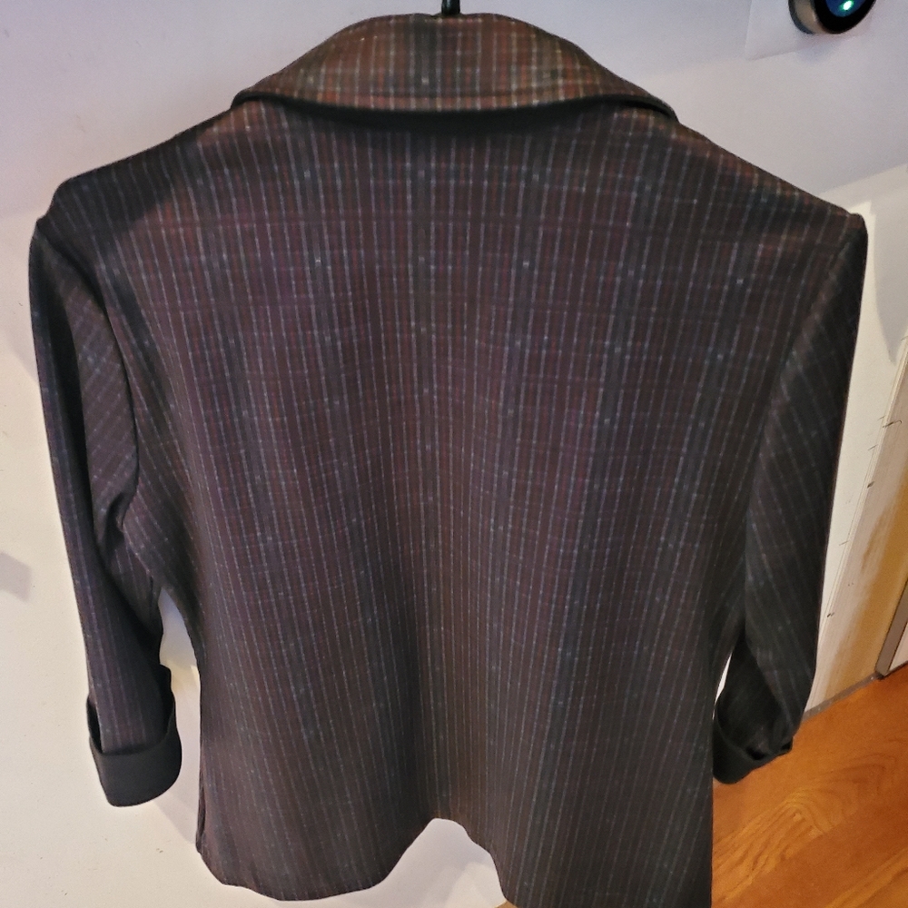 Blazer - Picture 2 of 3